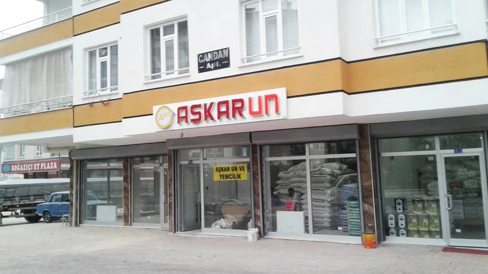 Askar Un